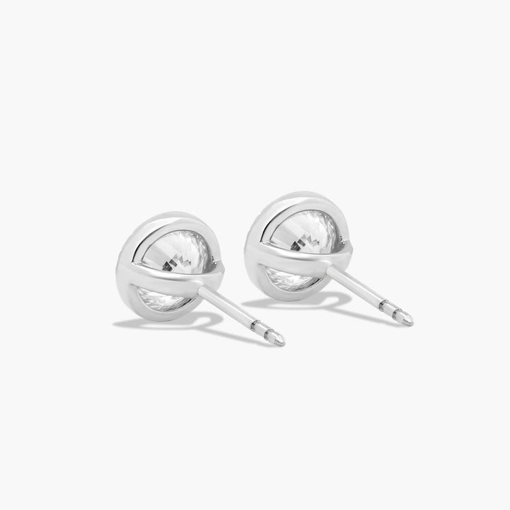 RYCROFT Milgrain Bezel Round Brilliant Diamond Stud Earrings
